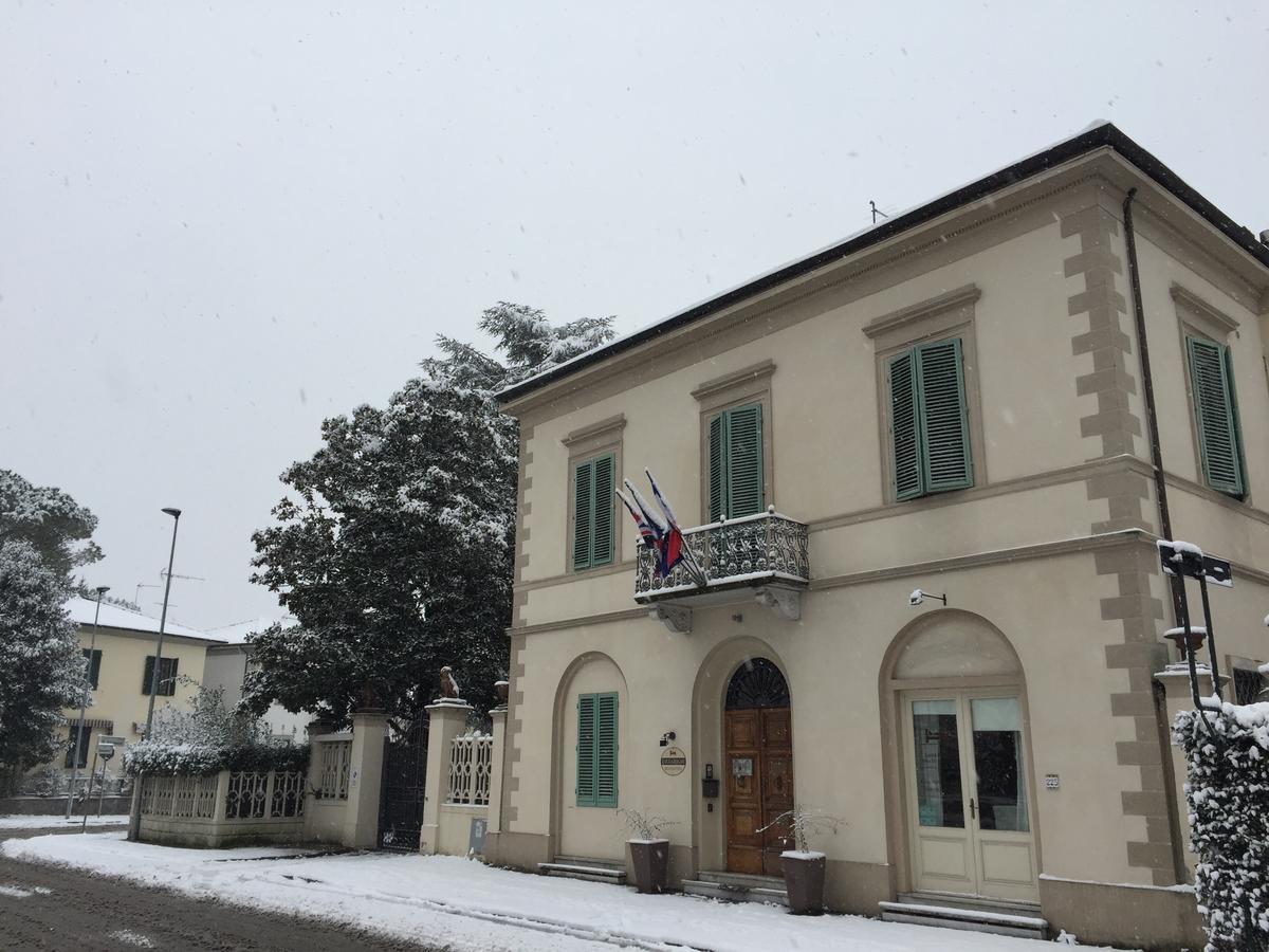 Lucca Relais Bed & Breakfast Exterior foto