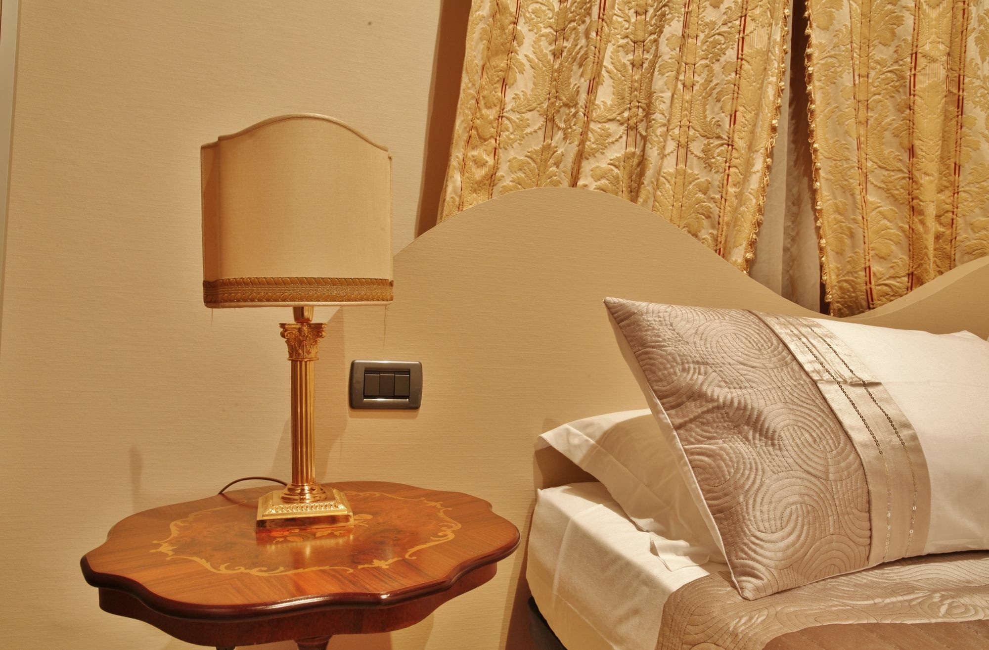 Lucca Relais Bed & Breakfast Exterior foto